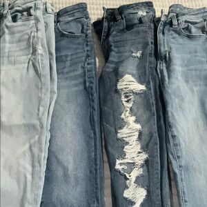 American Eagle Blue Skinny Jeans Distressed (MOVING SALE!)